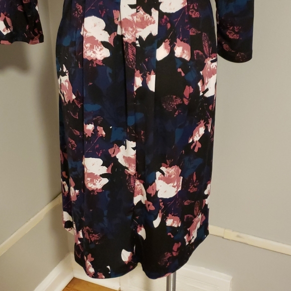 NY Collection Floral  Dress - Picture 6 of 8
